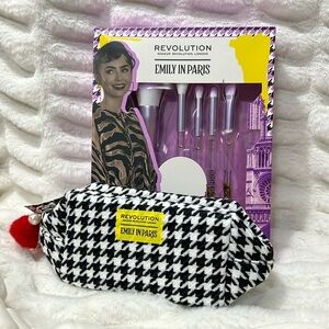 HOST PICK Revolution Emily in Paris 5 Piece Brush Set & Makeup Set